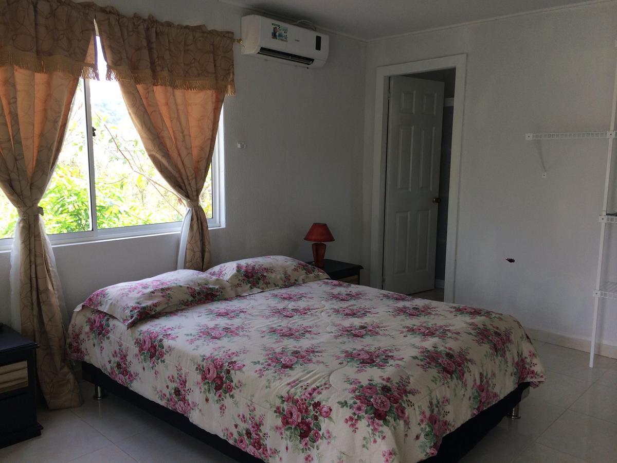 Posada Miss Portia South West Bay Εξωτερικό φωτογραφία