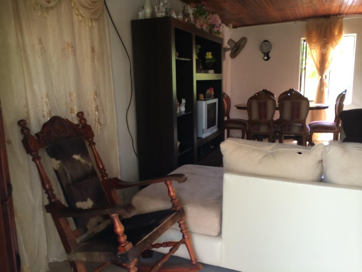 Posada Miss Portia South West Bay Εξωτερικό φωτογραφία