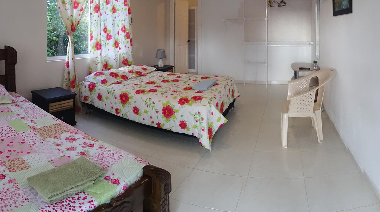 Posada Miss Portia South West Bay Εξωτερικό φωτογραφία